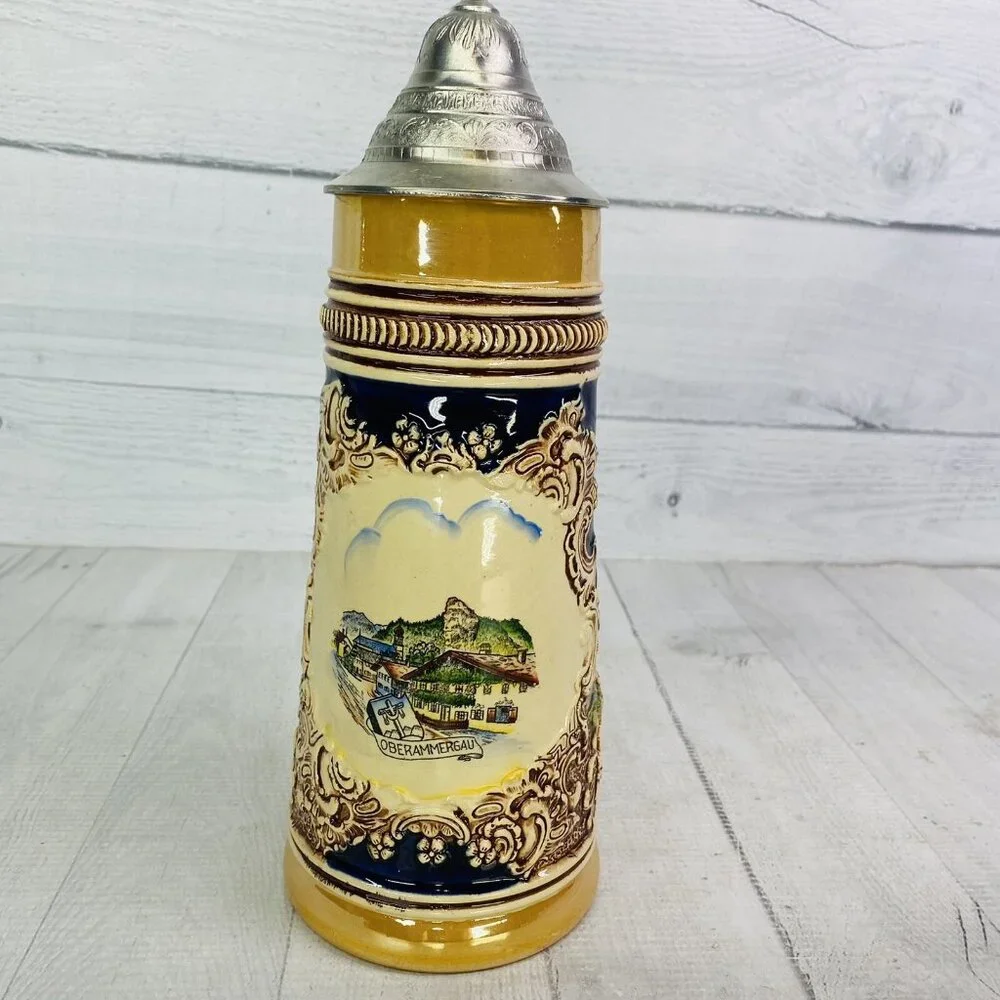 Vintage Original King Western Germany OBERAMMERGAU Handled Lidded 700 Beer Stein